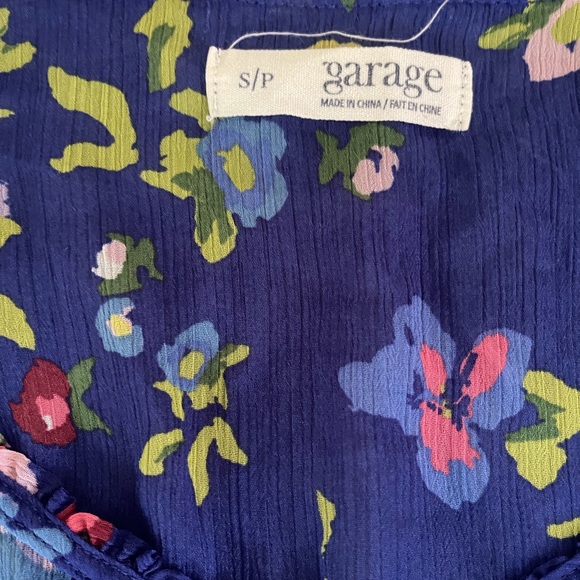 Sheer Sleeveless Top - Picture 2 of 2